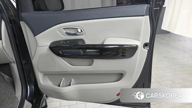 Kia The New Carnival id 4776174 из Кореи 17