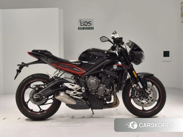Проданный Triumph STREET TRIPLE R 2018 из Японии