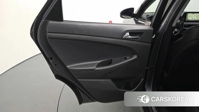 Hyundai All New Tucson id 4615037 из Кореи 17