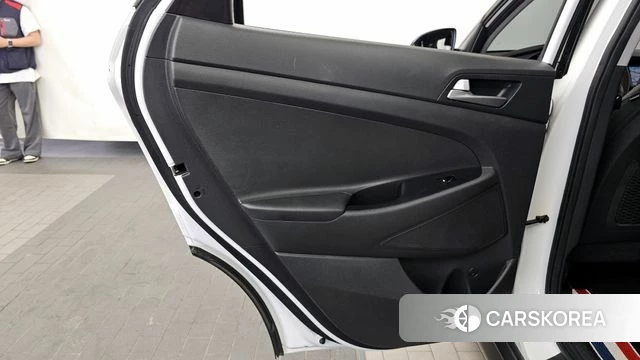 Hyundai All New Tucson id 4384900 из Кореи 17