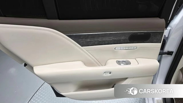 Genesis G90 (RS4) id 4469613 из Кореи 17