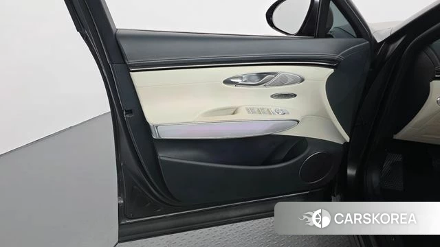 Genesis Electrified GV70 id 4382463 из Кореи 17