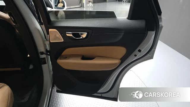 Volvo XC60 second Generation id 4593962 из Кореи 17