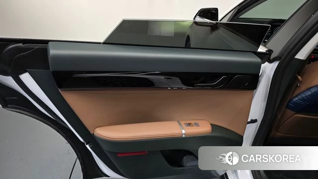 Hyundai Grandeur (GN7) id 4612322 из Кореи 17