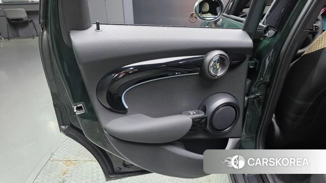 Mini Cooper S id 4409098 из Кореи 17