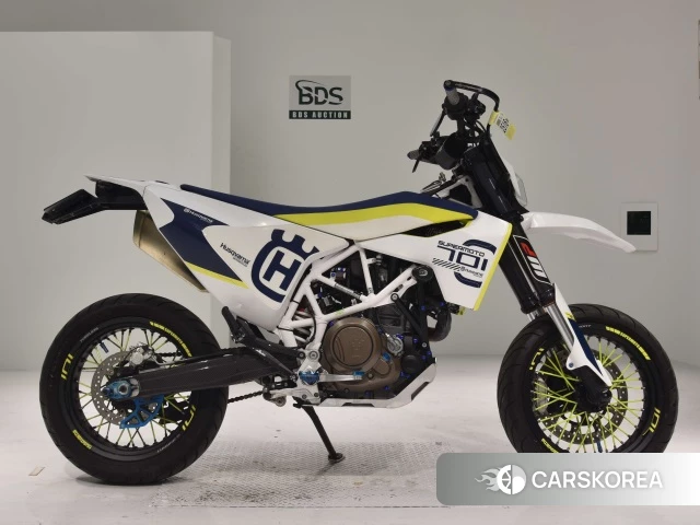 Проданный Husqvarna 701 SUPERMOTO 2019 из Японии