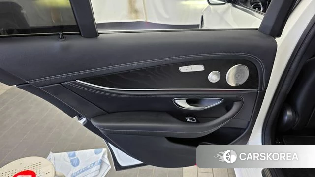 Mercedes-Benz E-Class W213 id 4769018 из Кореи 17
