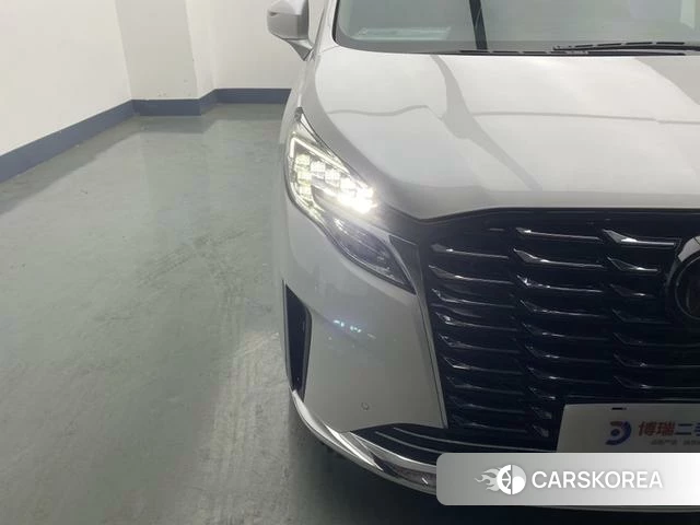 Buick GL8 id 4208285 из Китая 17