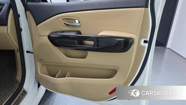 Kia The New Carnival id 4596166 из Кореи 17