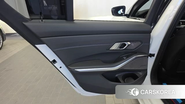 BMW 3 Series (G20) id 4943386 из Кореи 17