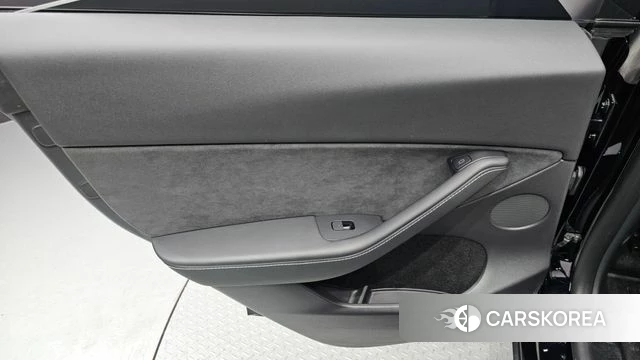 Tesla Model Y id 4730421 из Кореи 17