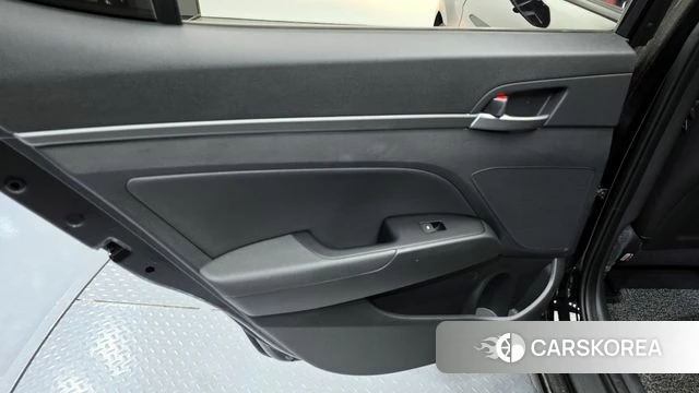 Hyundai Avante AD id 4251368 из Кореи 17
