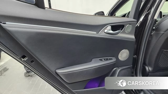 Kia Stinger id 4471789 из Кореи 17
