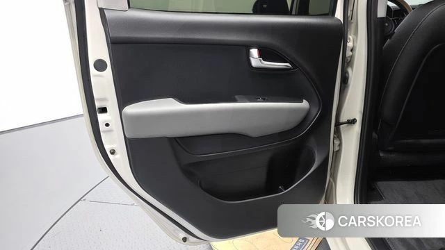 Kia The New Kia Ray id 4506327 из Кореи 17