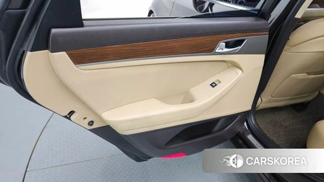 Genesis G80 id 4286156 из Кореи 17