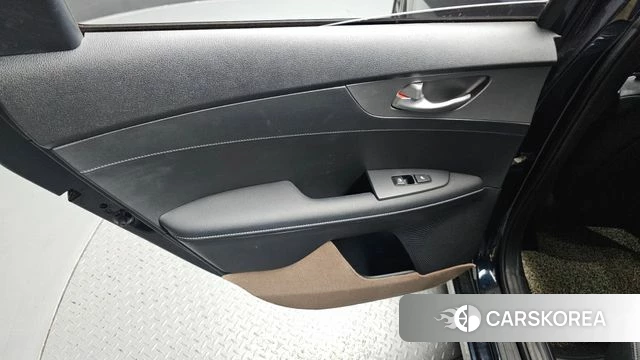 Kia Come New K3 id 4543561 из Кореи 17