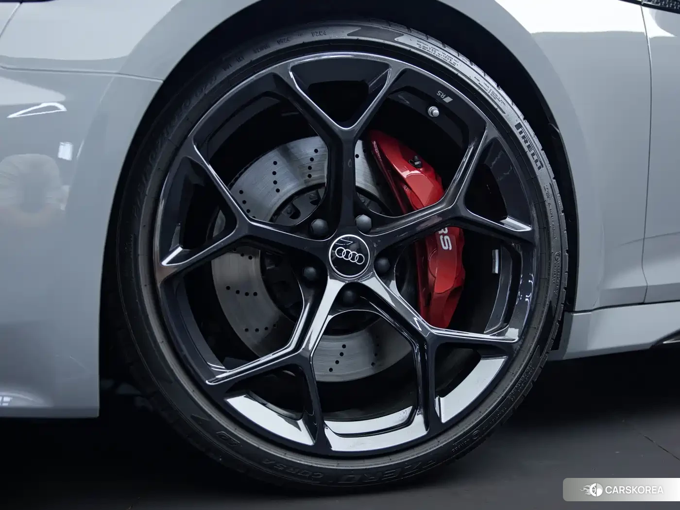 Audi RS 5 id 4559819 из Китая 17