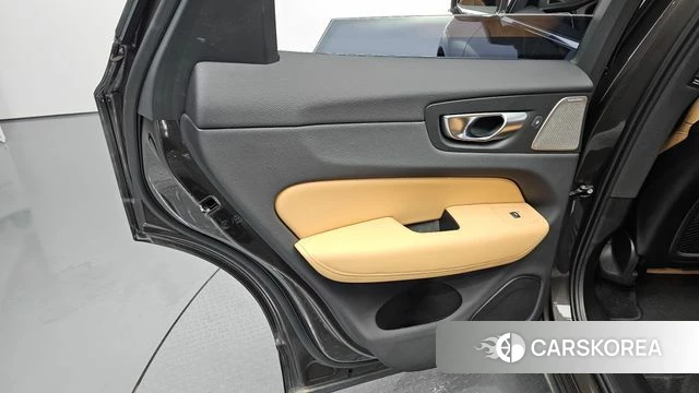 Volvo XC60 second Generation id 4523637 из Кореи 17