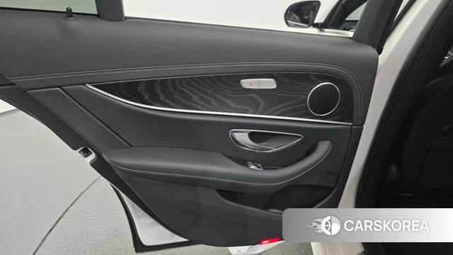 Mercedes-Benz E-Class W213 id 4457250 из Кореи 17