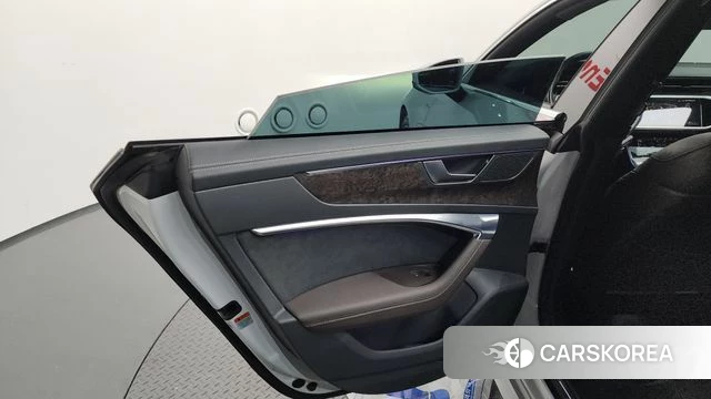 Audi A7 (4K) id 4324995 из Кореи 17