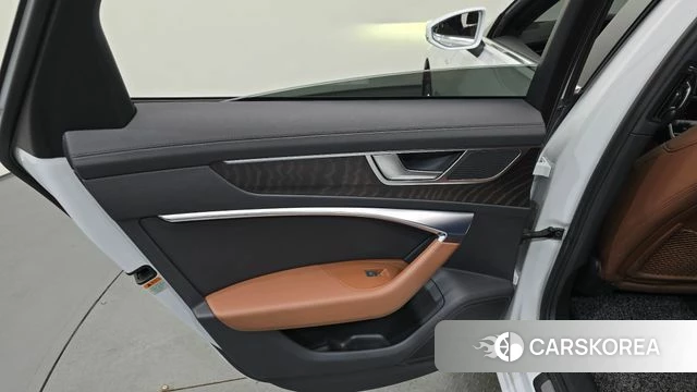 Audi A6 (C8) id 4309568 из Кореи 17
