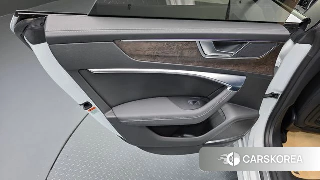 Audi A7 (4K) id 4864723 из Кореи 17