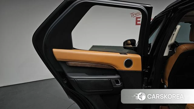 Land Rover Discovery 5 id 4620601 из Кореи 17