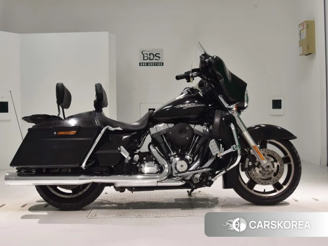 Проданный Harley-Davidson Street Glide FLHX1690 2013 из Японии