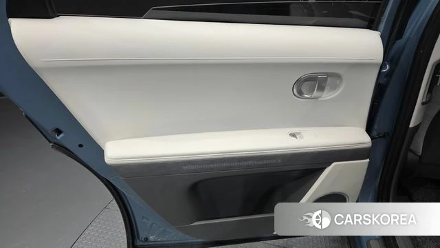 Hyundai Ionic 5 id 4231298 из Кореи 17