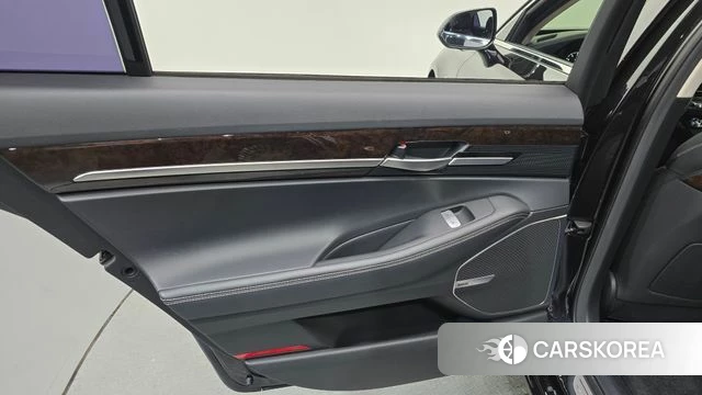 Genesis G90 id 4642789 из Кореи 17