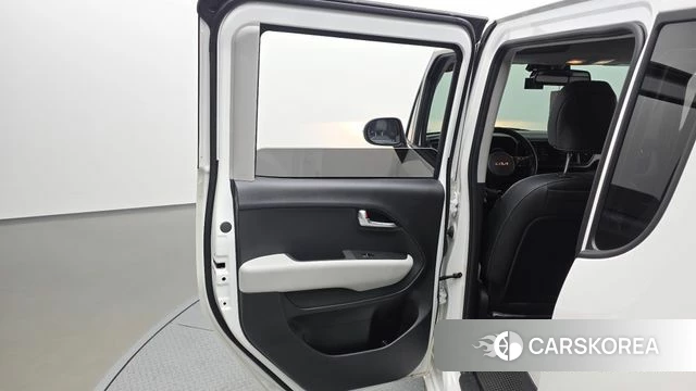Kia The New Kia Ray EV id 4554901 из Кореи 17