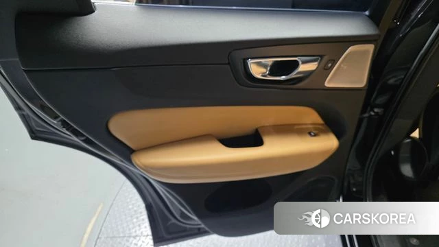 Volvo XC60 second Generation id 4339778 из Кореи 17