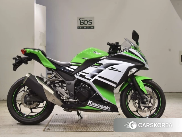 Проданный Kawasaki NINJA 250 ABS 2015 из Японии, фото 2