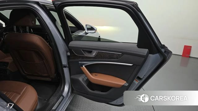 Audi A6 (C8) id 4245180 из Кореи 17