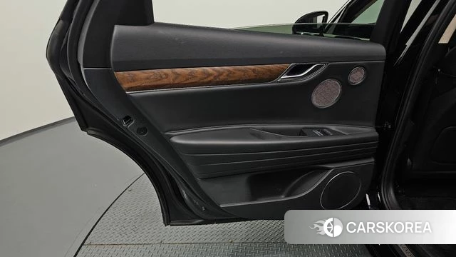 Genesis Electrified G80 (RG3) id 4881309 из Кореи 17