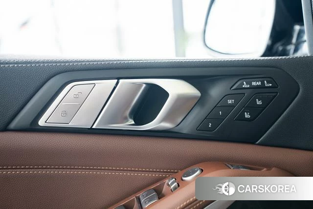 BMW X7 id 4217397 из Китая 17
