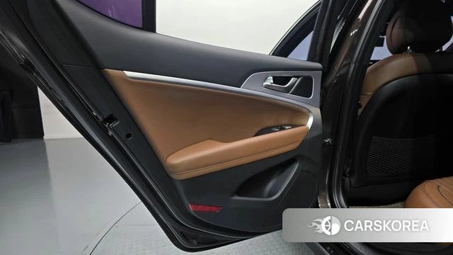 Genesis G70 id 4543348 из Кореи 17
