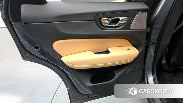 Volvo XC60 second Generation id 4224497 из Кореи 17