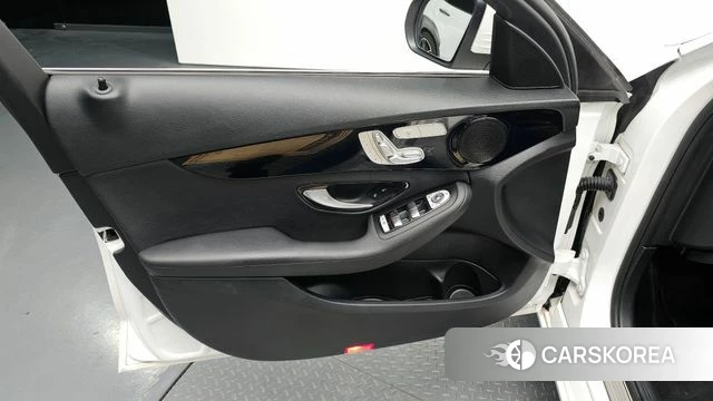 Mercedes-Benz C-Class W205 id 4310325 из Кореи 17