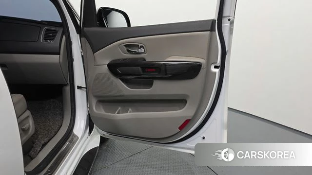 Kia All New Carnival id 4596387 из Кореи 17