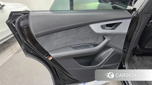 Audi Q8 (4M) id 4617508 из Кореи 17