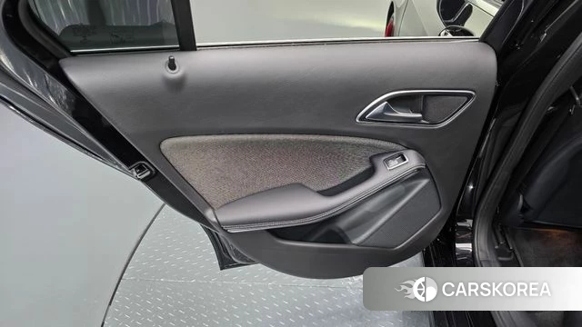 Mercedes-Benz A-Class W176 id 4755431 из Кореи 17