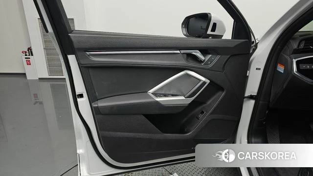 Audi Q3 (F3) id 4930252 из Кореи 17