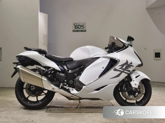 Проданный Suzuki GSX1300R HAYABUSA 2021 из Японии, фото 2