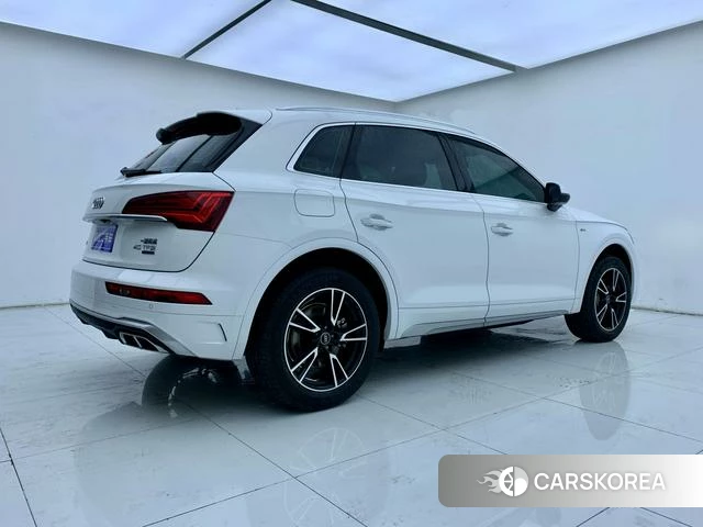 Audi Q5L id 4273582 из Китая 17