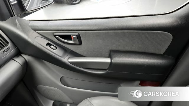 Hyundai The New Grand Starex id 4345577 из Кореи 17
