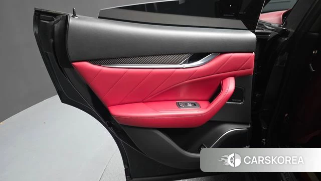 Maserati Levante id 4231195 из Кореи 17