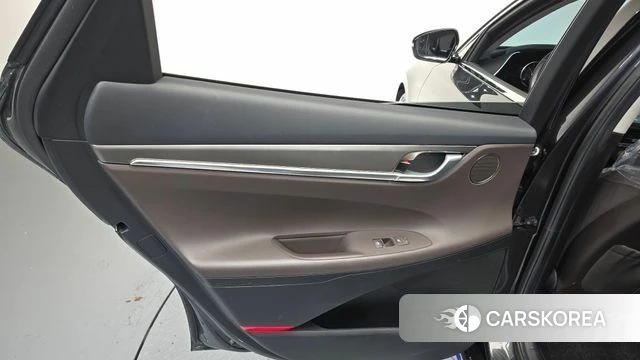 Hyundai The New Grandeur IG Hybrid id 4642334 из Кореи 17