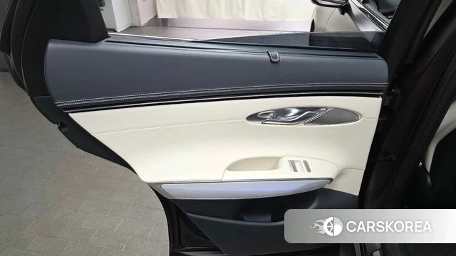 Genesis Electrified GV70 id 4243431 из Кореи 17