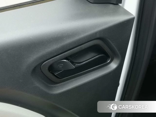 Wuling Automobile Wuling Hongguang MINIEV id 4211239 из Китая 17